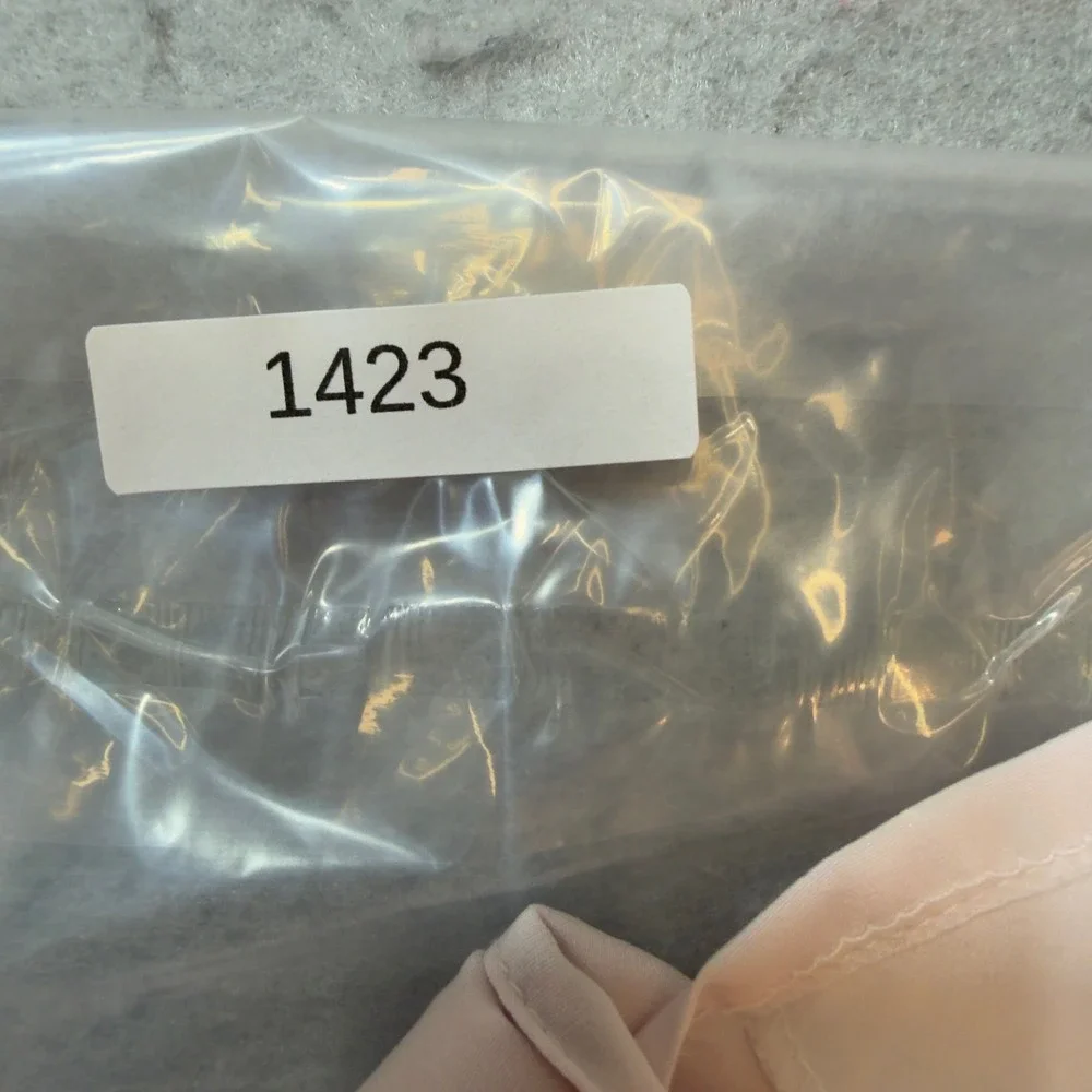 Ellen Parker Pink Embroidered Floral Button Up Blouse Long Sleeve Vintage SZ 10 - Picture 9 of 9